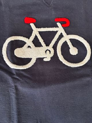 Sudadera azul con bicicleta