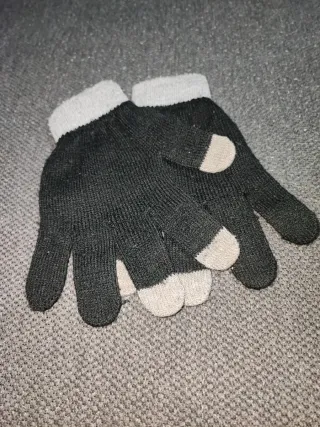 3 pares guantes lana niña Hello Kitty