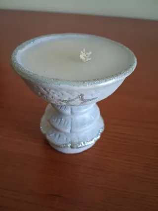 Candela decorativa in ceramica