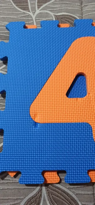 Tappeto morbido puzzle numeri e lettere misti