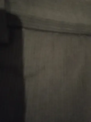 Traje azul marino con ralla diplomática