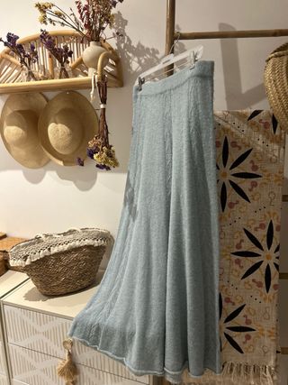Falda larga azul de punto