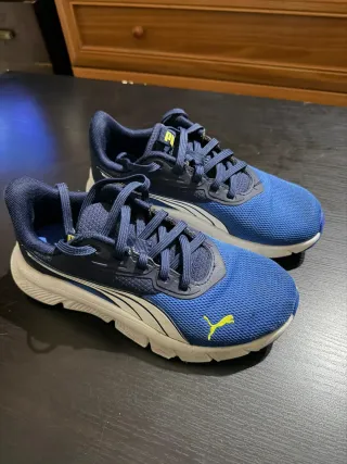 Zapatillas Puma Azul y Amarillo Talla 37