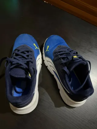 Zapatillas Puma Azul y Amarillo Talla 37