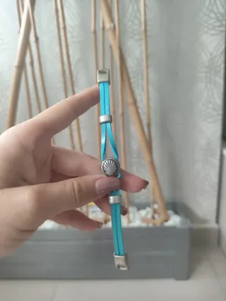 Lote 2 Pulseras Cuero Rojo y Plata