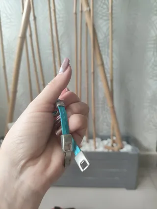 Lote 2 Pulseras Cuero Rojo y Plata