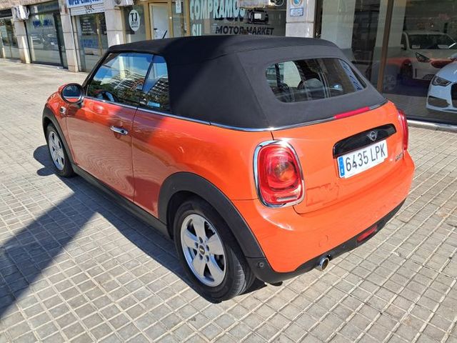 MINI Cooper Cabrio