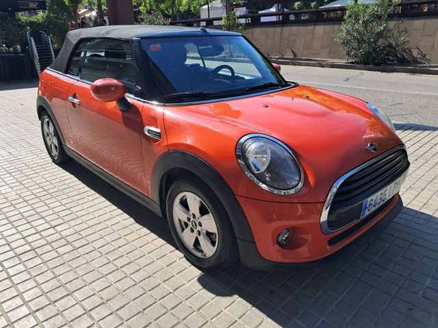 MINI Cooper Cabrio