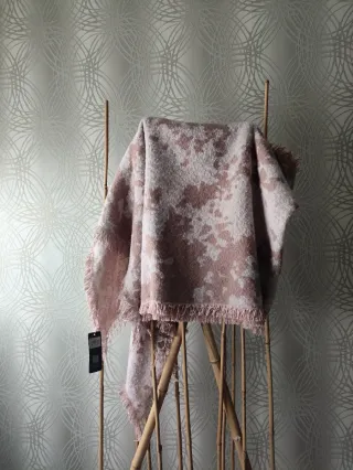 Bufanda grande nueva beige y rosa