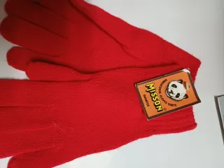Guantes de lana angora rojos