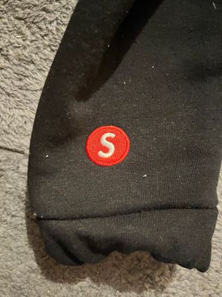 Sudadera Supreme Negra