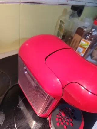 Cafetera Tassimo Bosch Roja