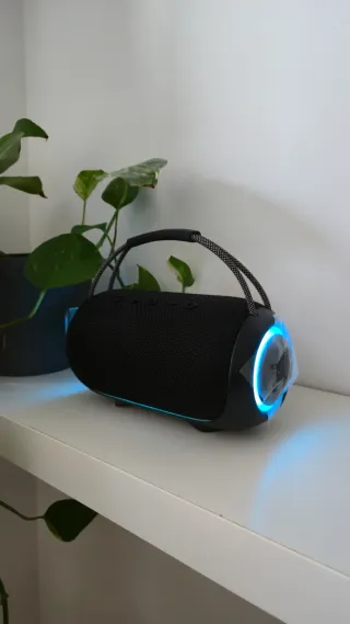 Altavoz Bluetooth SWTOIPIG con Luces LED (Nuevo)