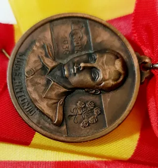 Medalla Bronce Conmemorativa