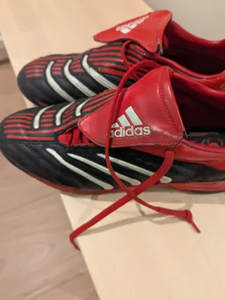 Adidas Traxion Turf Botas Fútbol Negras Rojas