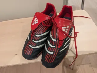 Adidas Traxion Turf Botas Fútbol Negras Rojas