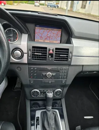 Mercedes-Benz  CLK 2010