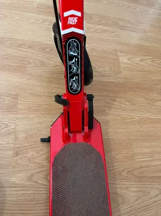 Patinete adultol rojo