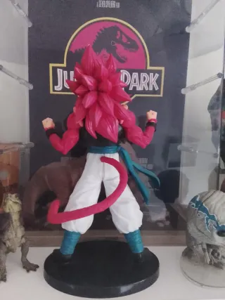 Pack 2 figuras dragón ball. NEGOCIABLE.