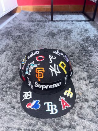 Gorra Supreme Negra Multimarca MLB