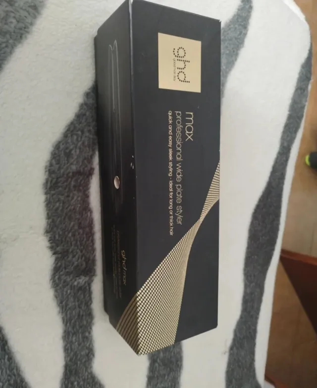 Piastra per capelli GHD Max nera
