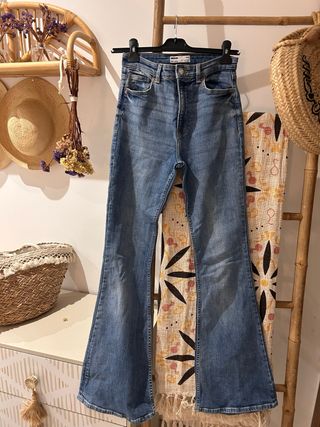 Jeans campana azules
