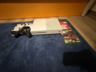 Xbox One S Bianca + Giochi