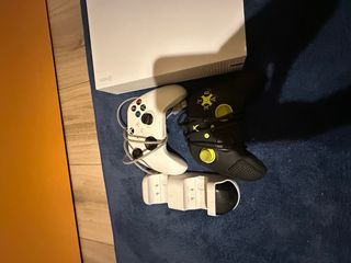 Xbox One S Bianca + Giochi