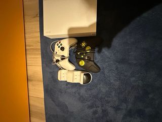 Xbox One S Bianca + Giochi