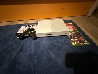 Xbox One S Bianca + Giochi