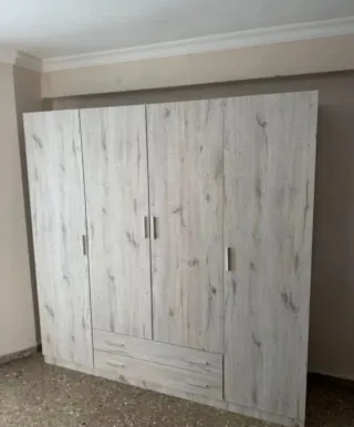 Armario modular madera gris y blanco