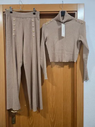 Conjunto de punto beige talla única