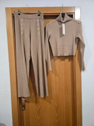 Conjunto de punto beige talla única