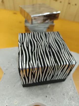 Collar Plata Bola Perlas Moradas Brillantes