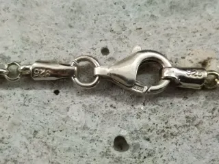 Collar Plata Bola Perlas Moradas Brillantes