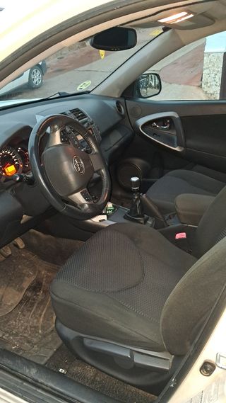 Toyota RAV4 2010 4x4