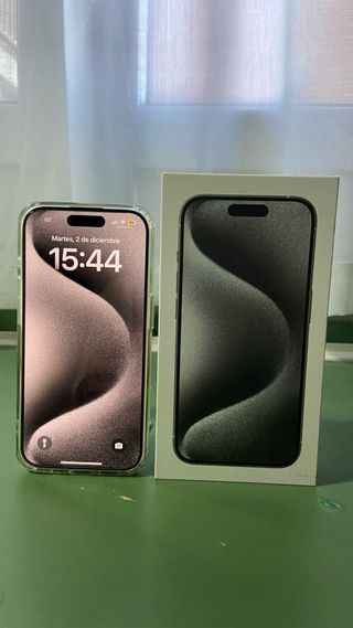 iPhone 15 Pro 256GB Titanio Bianco