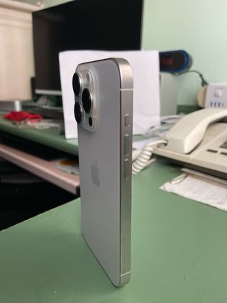 iPhone 15 Pro 256GB Titanio Bianco