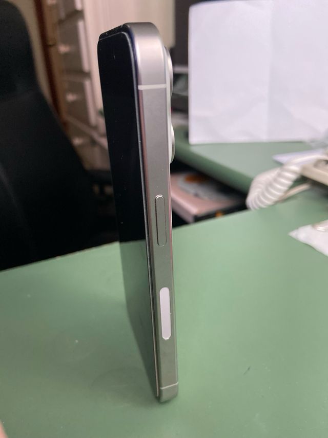 iPhone 15 Pro 256GB Titanio Bianco