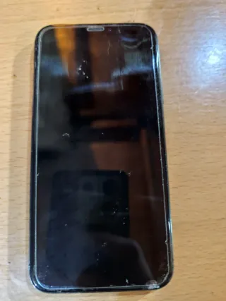 iPhone 11 Nero, da riparare