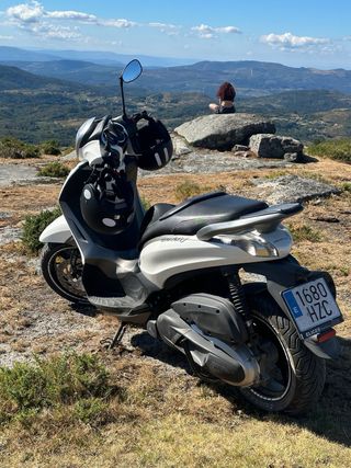 Piaggio Beverly 350 2014 (vendo o cambio)