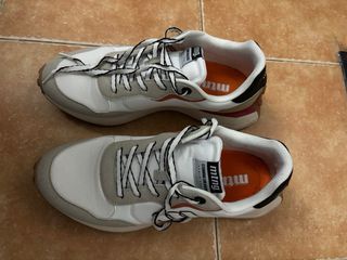 Zapatillas Mustang modelo Zinc Beige y Blanco