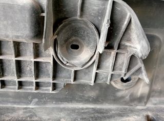 6c11-17d957-a. 7c11-17d957-b paragolpes ford