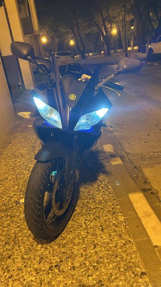 Yamaha YZF R 125cc Azul