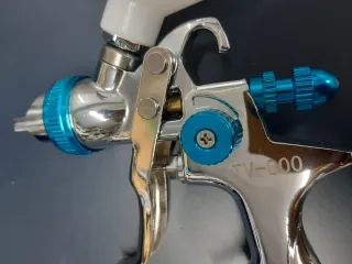 PISTOLA DE PINTAR 1.3PRO CON REGULADOR Y FILTRO