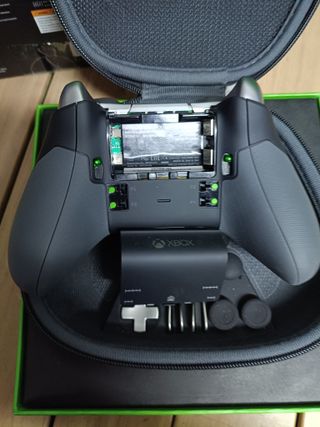 Controller wireless Xbox Elite Black per Xbox Series X|S, Xbox One, Windows 10