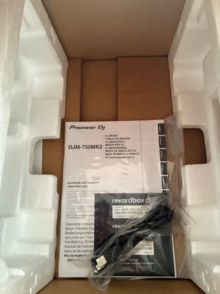 Pioneer DJM-750MK2 Mesa de Mezclas