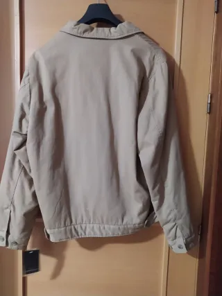 Bonita cazadora caballero sin usar