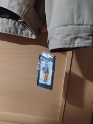 Bonita cazadora caballero sin usar