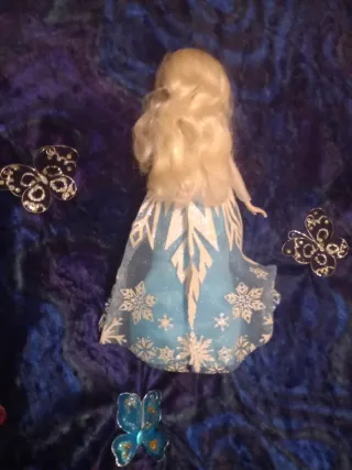 Muñeca Frozen con Música e Iluminación